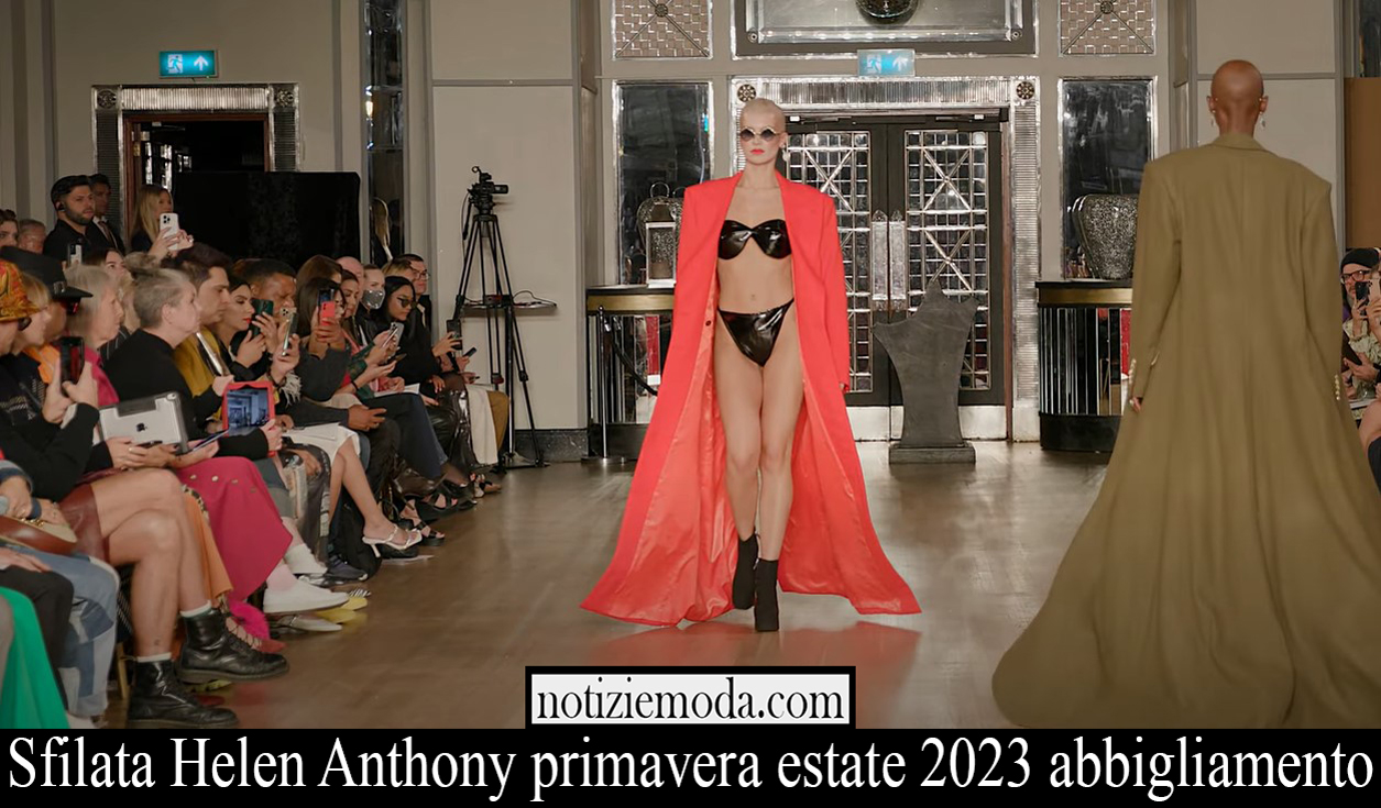 Sfilata Helen Anthony primavera estate 2023 abbigliamento