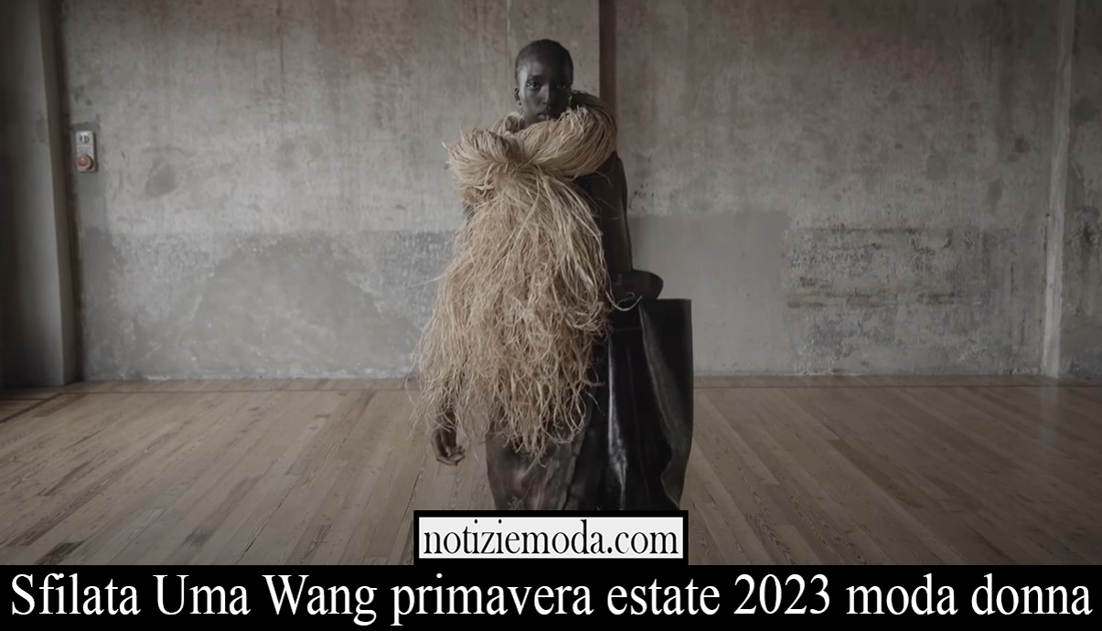 Sfilata Uma Wang primavera estate 2023 moda donna