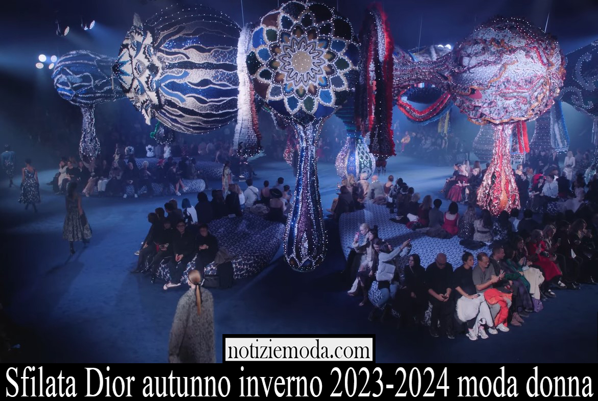 Sfilata Dior autunno inverno 2023 2024 moda donna