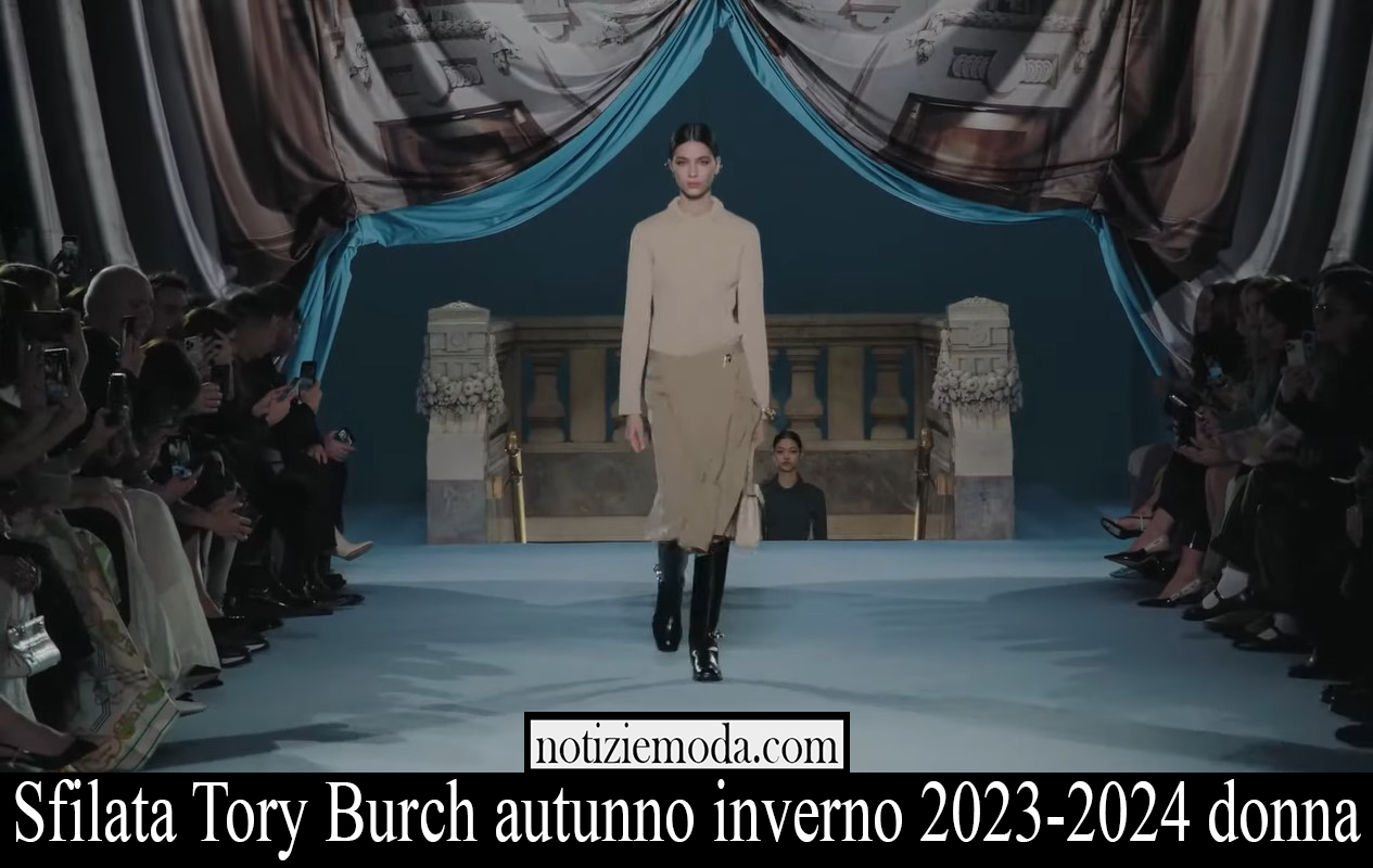 Sfilata Tory Burch autunno inverno 2023 2024 donna