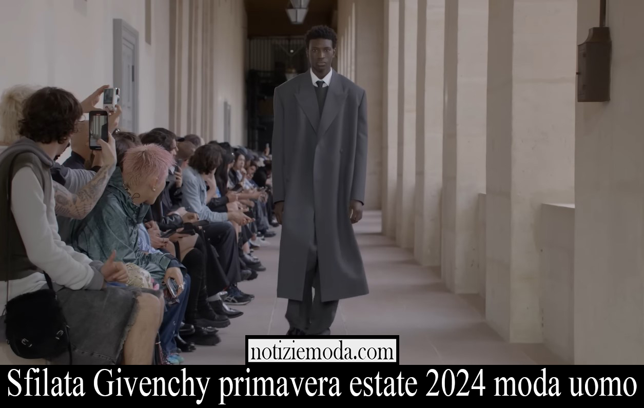 Sfilata Givenchy primavera estate 2024 moda uomo