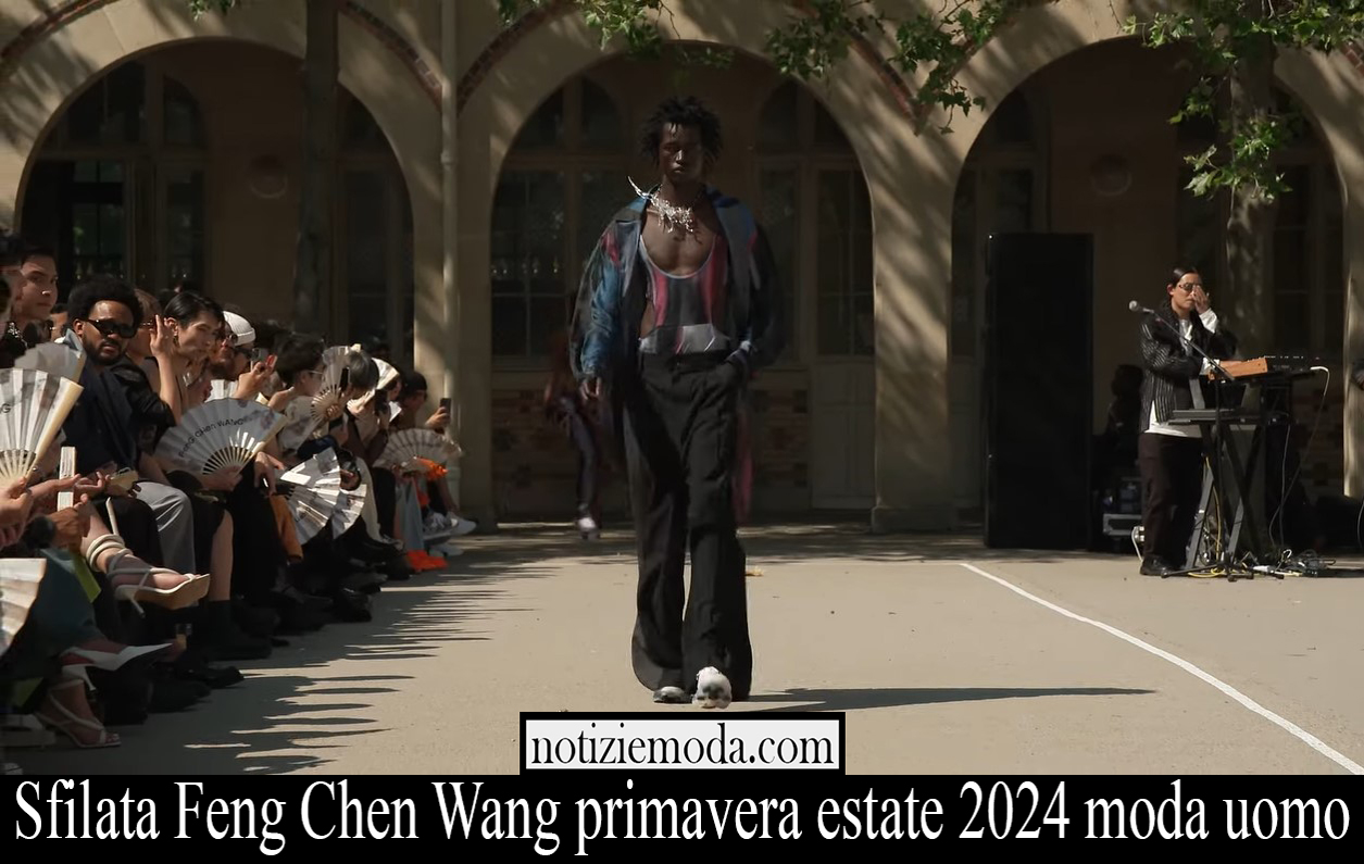 Sfilata Feng Chen Wang primavera estate 2024 moda uomo
