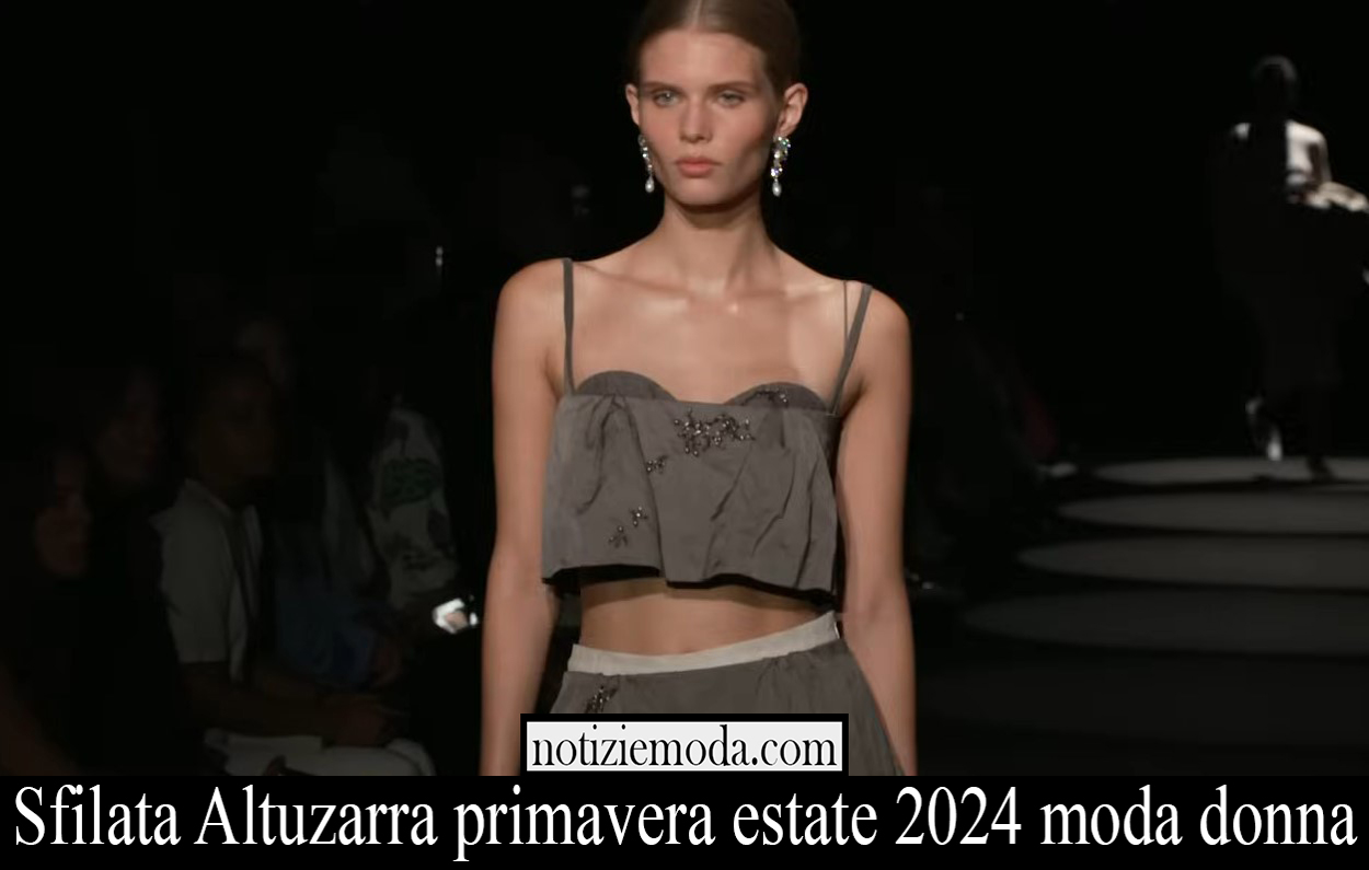 Sfilata Altuzarra primavera estate 2024 moda donna